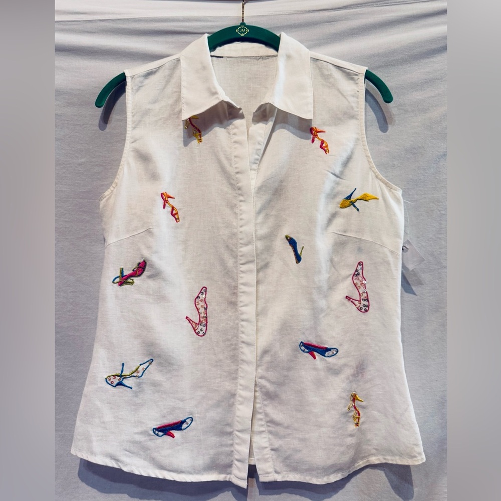 Embroidered White Sleeveless Top